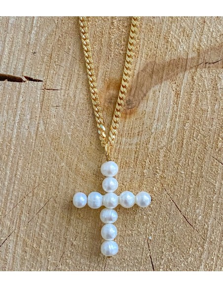 Cross Pearls Necklace