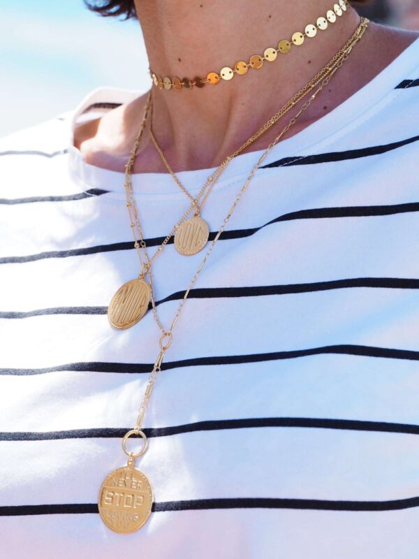Collar Medalla "LOVE" - Imagen 5